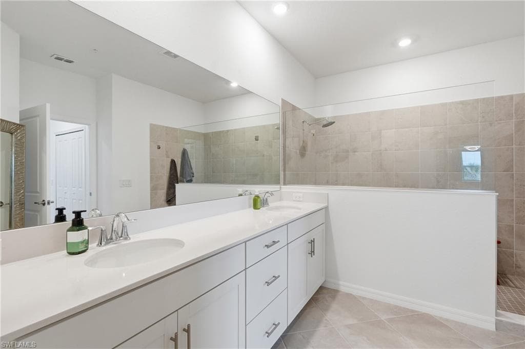 Owners Bathroom