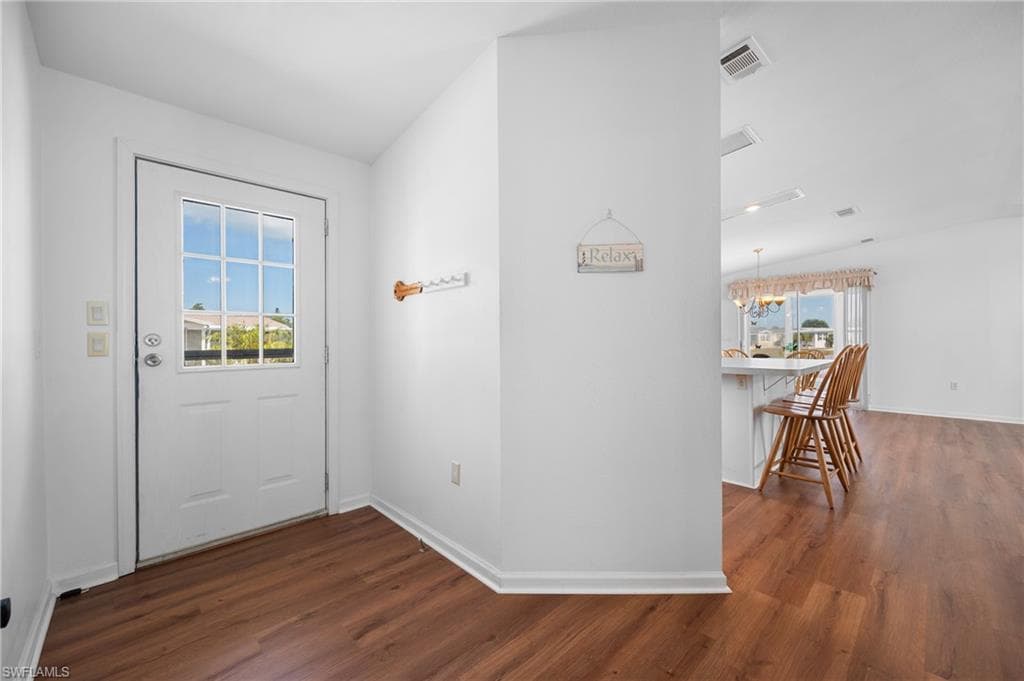 9177 Pinehaven WAY photo 2 of 39