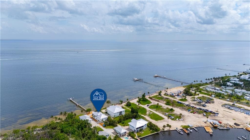 8550 Ebbtide WAY photo 2 of 50