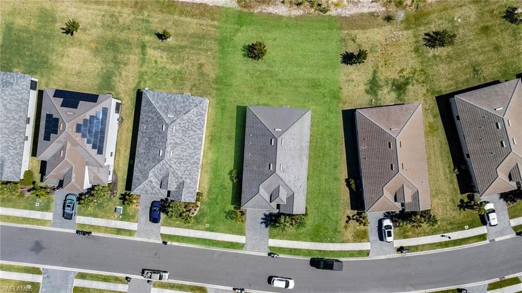 Drone / aerial view featuring a residential view