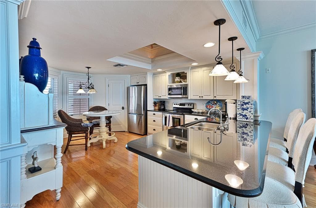253 Barefoot Beach BLVD 304 photo 18 of 33