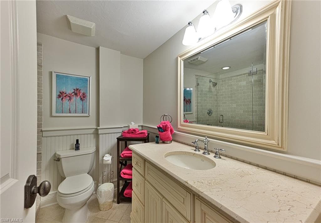 253 Barefoot Beach BLVD 304 photo 31 of 33