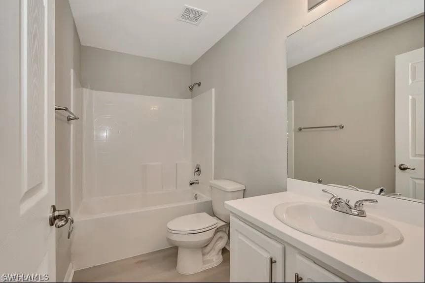 508 Cottonwood AVE S photo 5 of 7