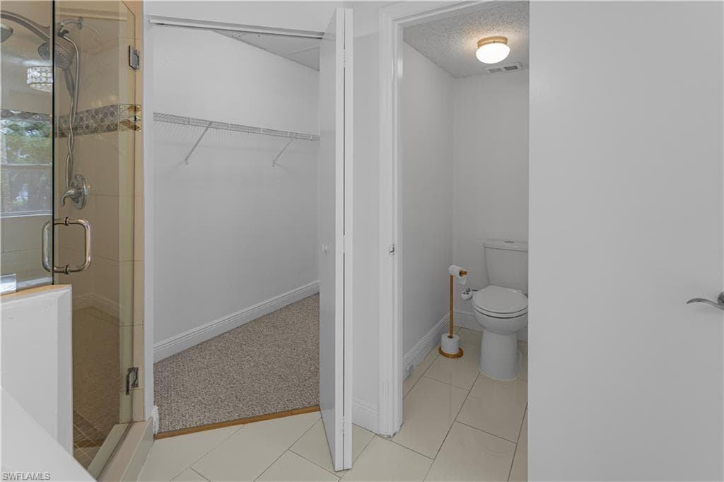 12561 Equestrian CIR 816 photo 20 of 29