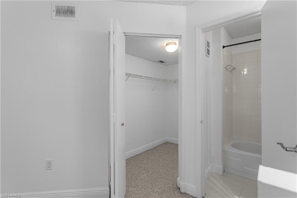 12561 Equestrian CIR 816 photo 8 of 29