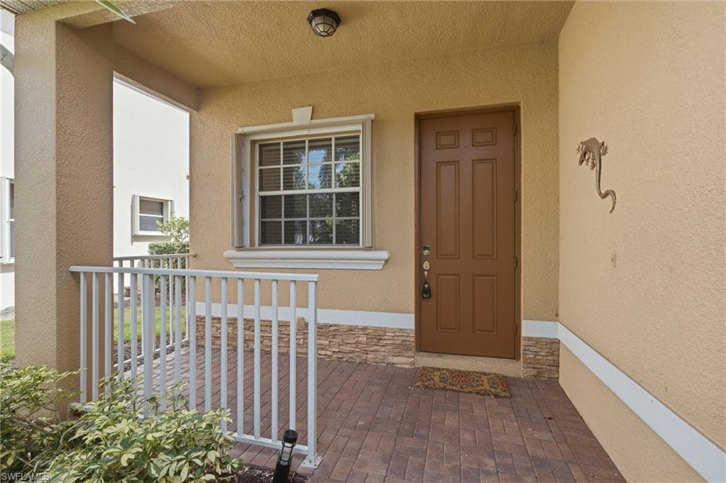 2513 Keystone Lake DR photo 3 of 46