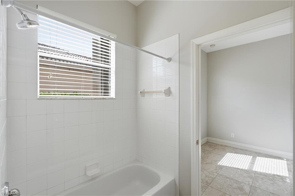 2513 Keystone Lake DR photo 15 of 46