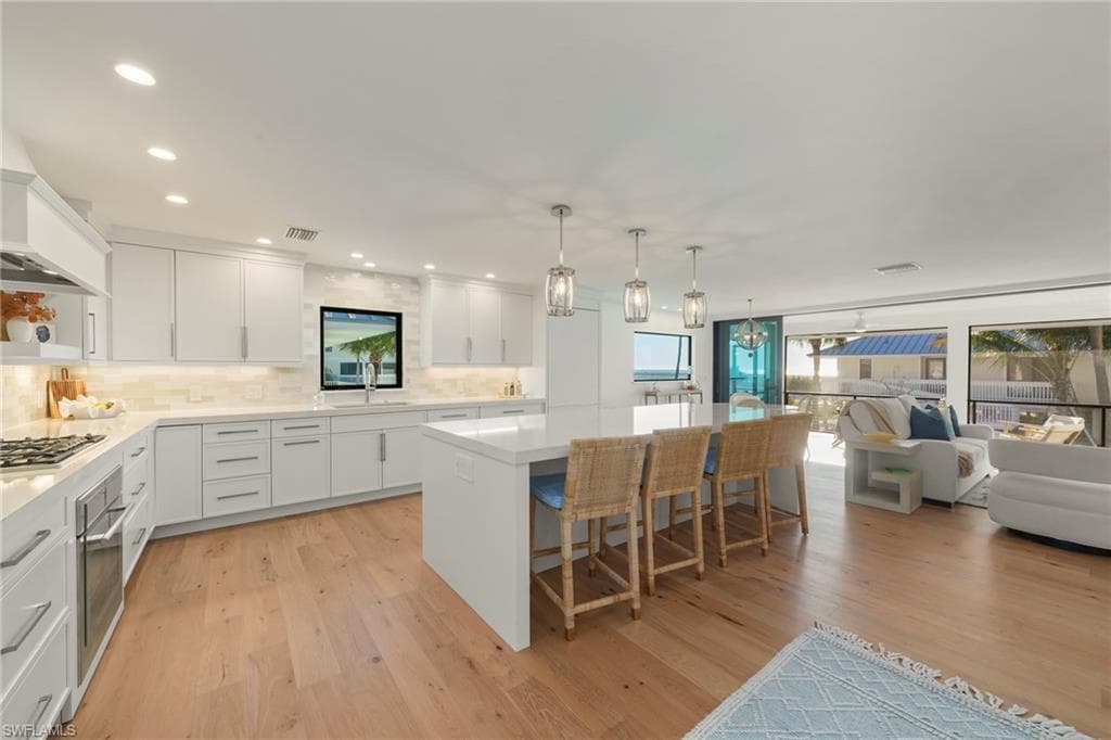 25 Beach Homes photo 5 of 48