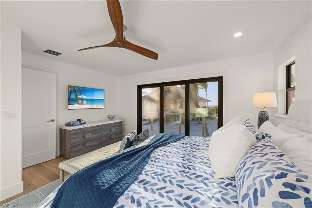 25 Beach Homes photo 24 of 48