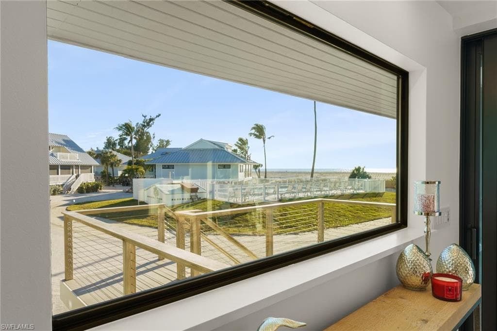 25 Beach Homes photo 18 of 48