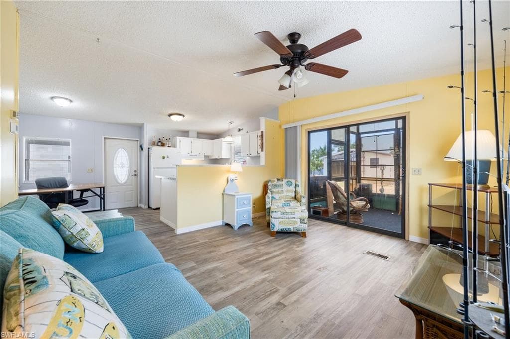 4931 Needle Fish LN photo 13 of 46