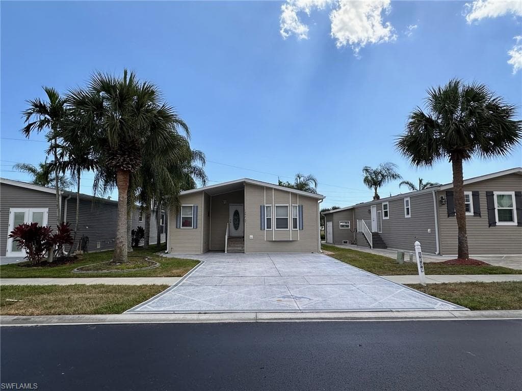 1307 Silver Lakes BLVD photo 1 of 24