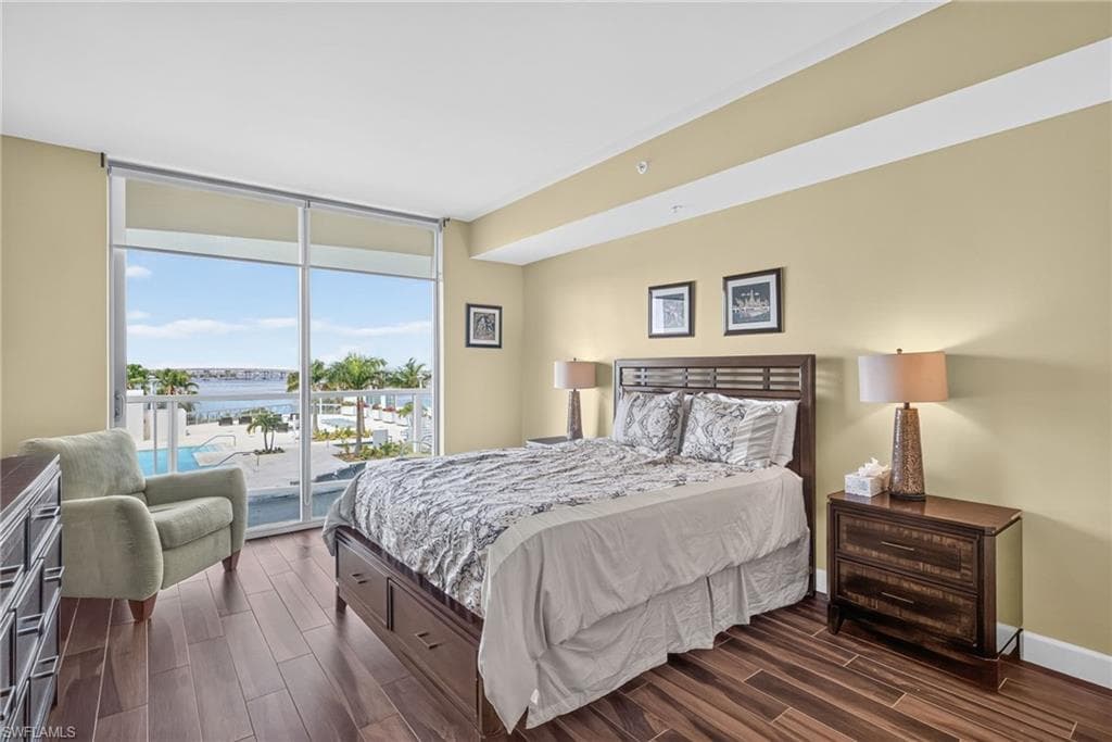 3000 Oasis Grand BLVD 505 photo 13 of 50