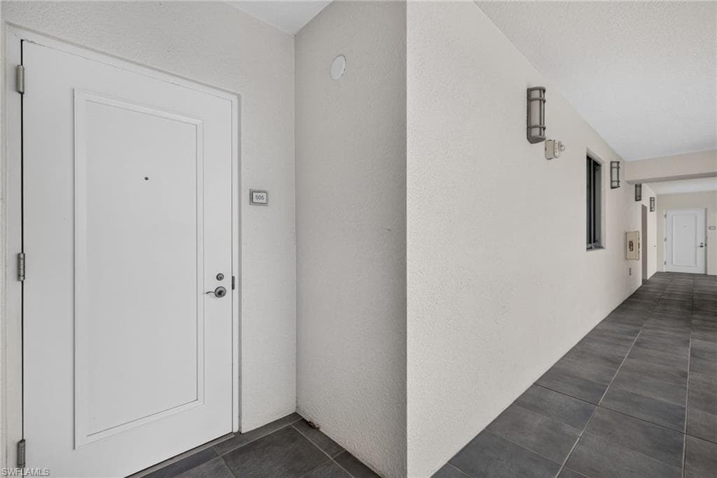 3000 Oasis Grand BLVD 505 photo 26 of 50
