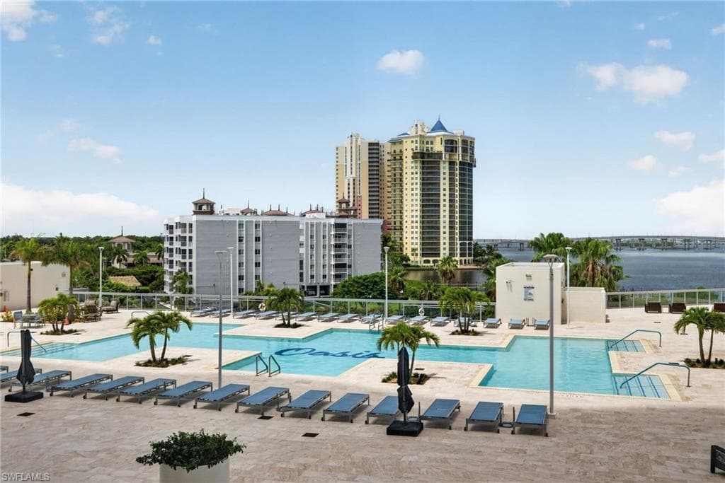 3000 Oasis Grand BLVD 505 photo 28 of 50