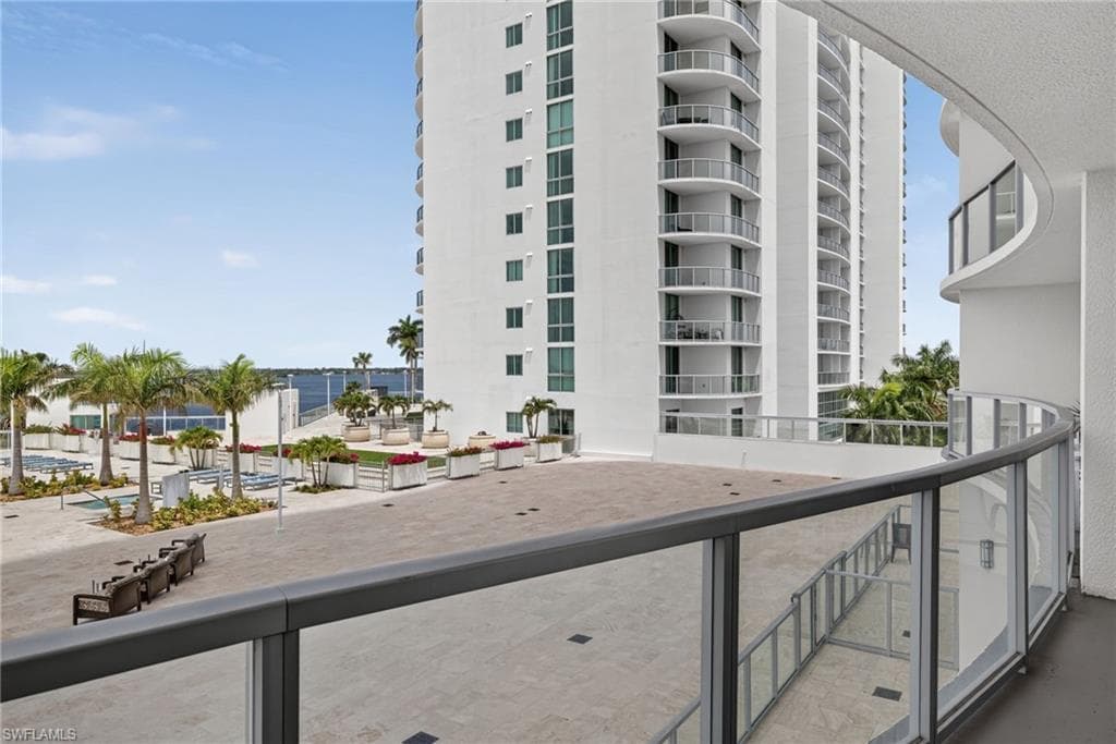 3000 Oasis Grand BLVD 505 photo 25 of 50
