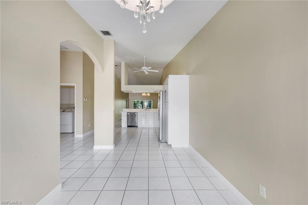 KITCHEN AND BREAKFAST AREA