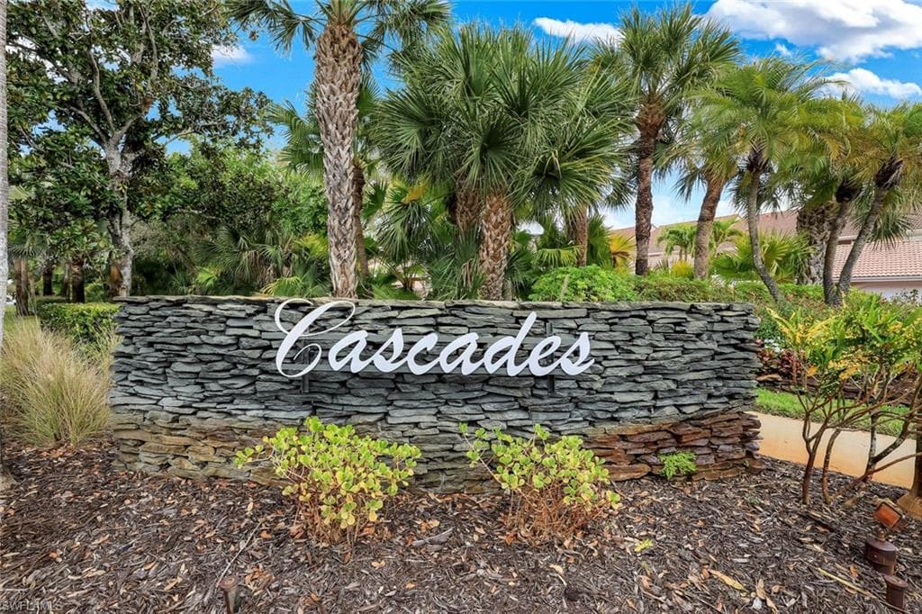 CASCADES ENTRY