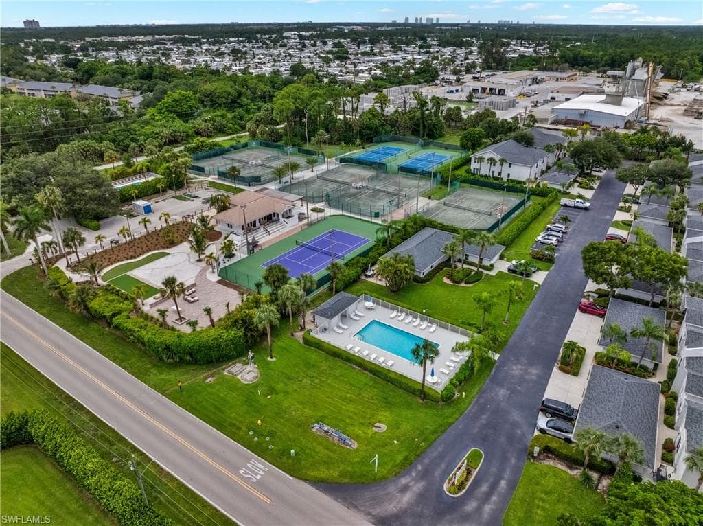 Community pool