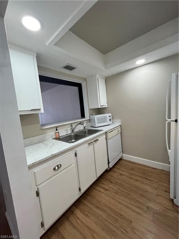 3704 Broadway 100 photo 13 of 14