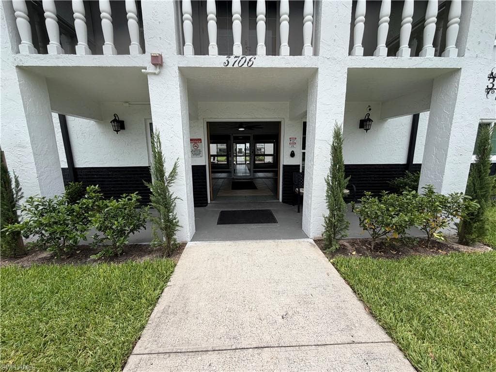 3704 Broadway 100 photo 14 of 14