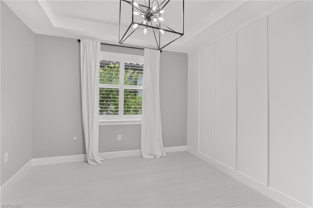 17624 Kinzie LN photo 12 of 36