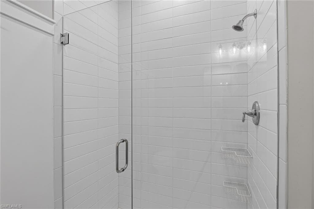 17624 Kinzie LN photo 9 of 36