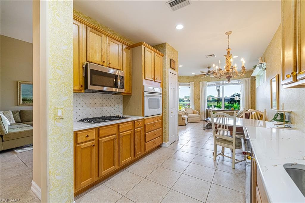 10523 Bella Vista DR photo 30 of 50