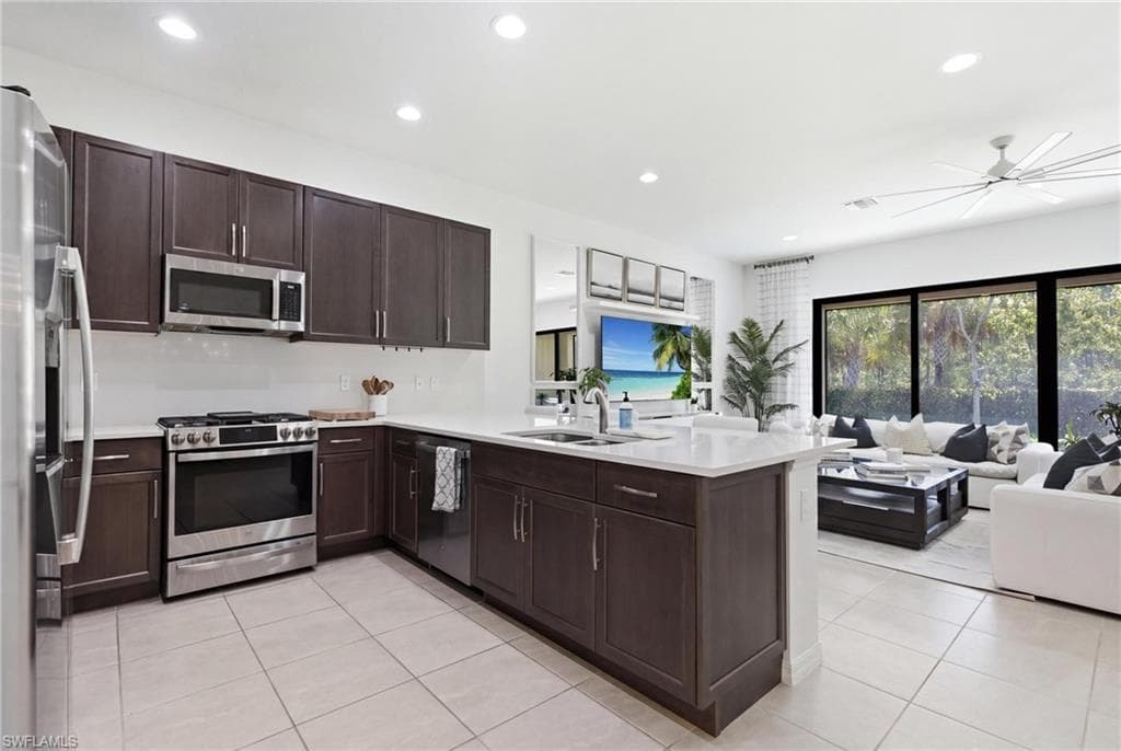 20374 Fair Oak LN photo 6 of 33