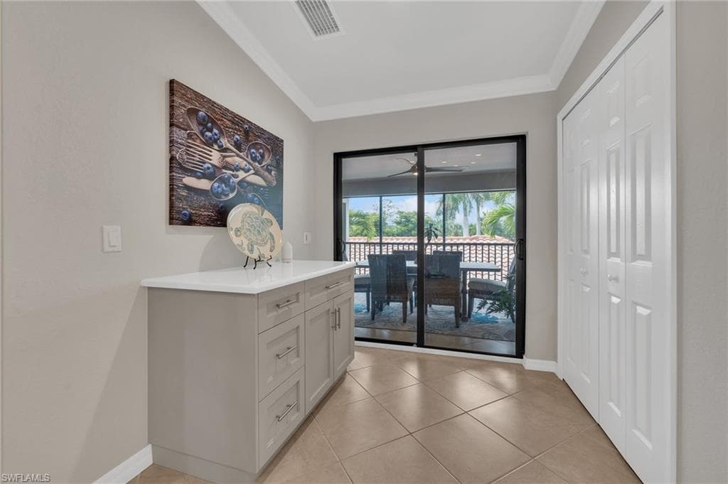 Custom cabinetry for easy entertaining! Spacious Pantry.
