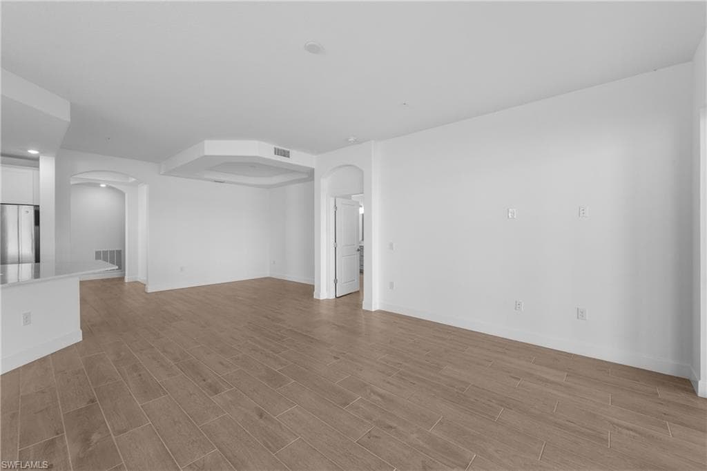 16374 Willowgreen RD 511 photo 11 of 24