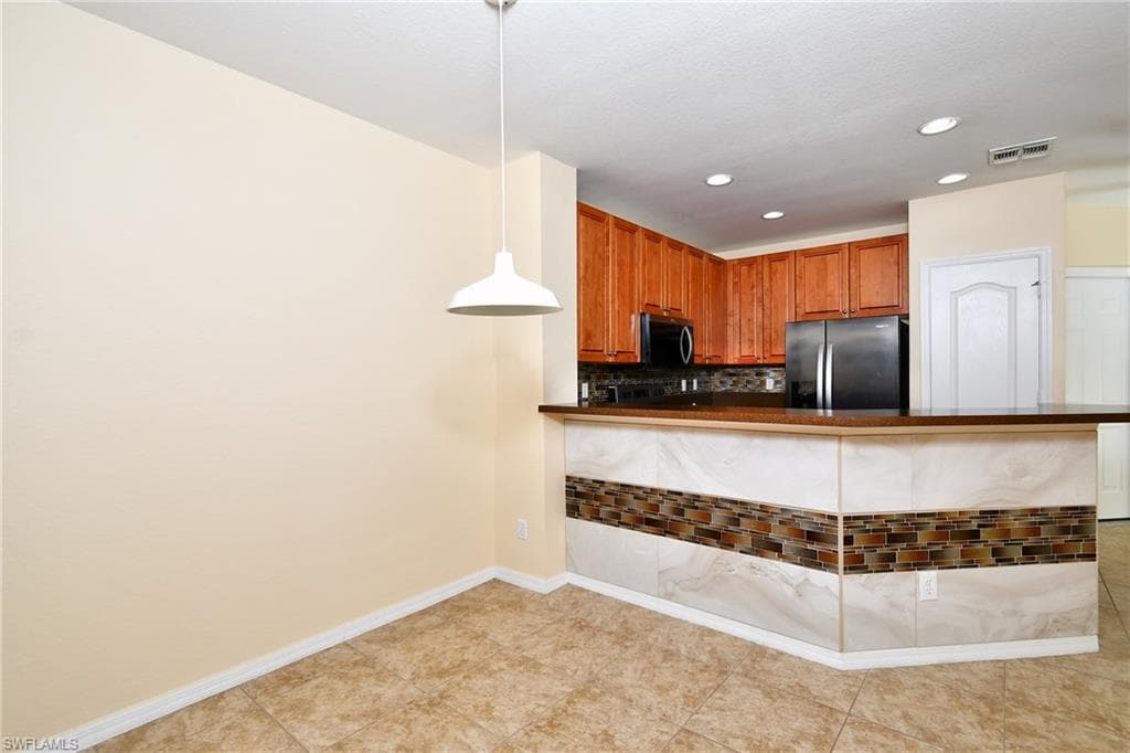 8585 Athena CT photo 12 of 43