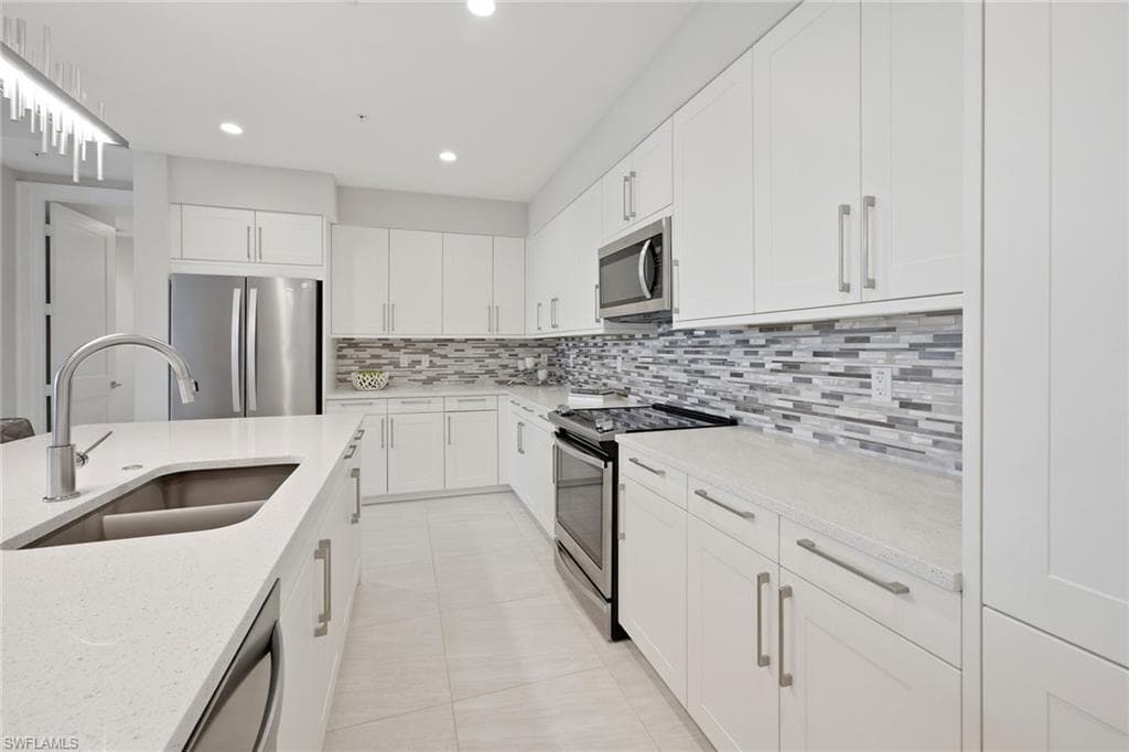 1111 CENTRAL AVE 205 photo 14 of 50