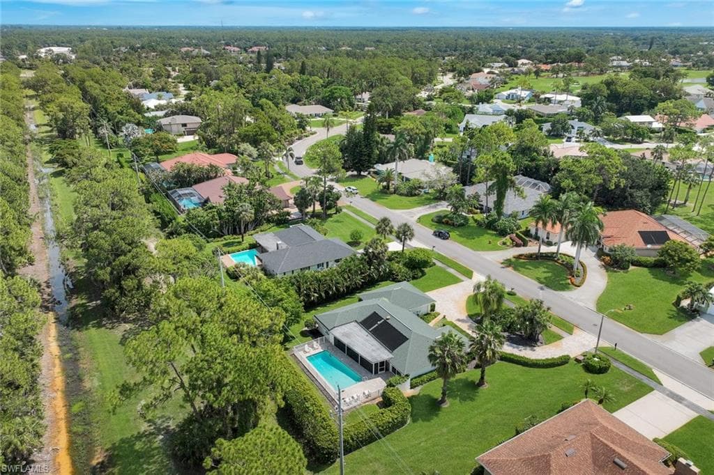 Pool home located minutes from the Gulf beaches!