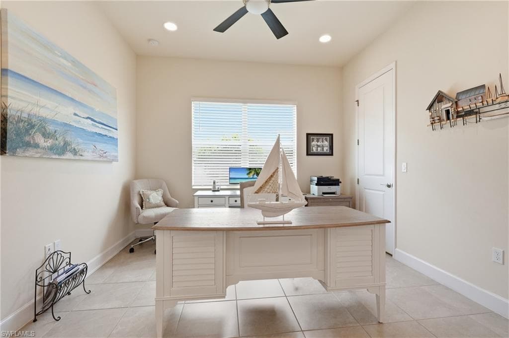 Home office perhaps - Walk in closet.