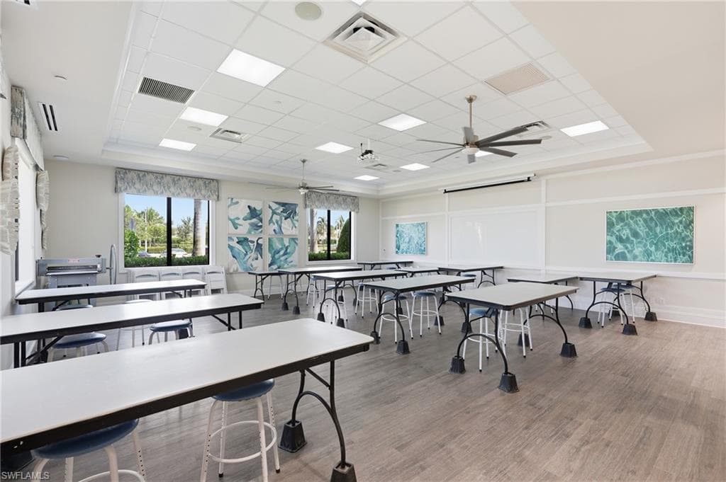 Arts & Crafts Room