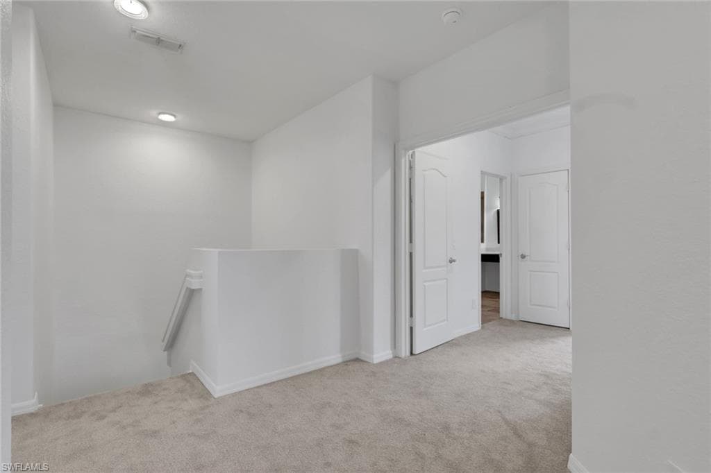 Top of landing leading to bedrooms