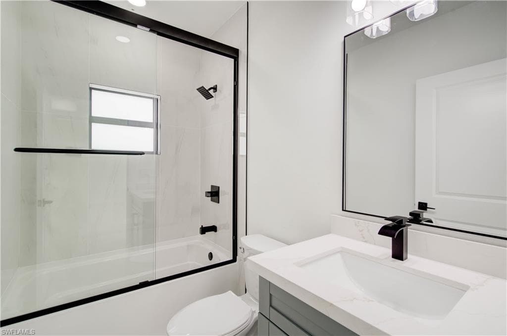 Unit A - 2nd Bedroom