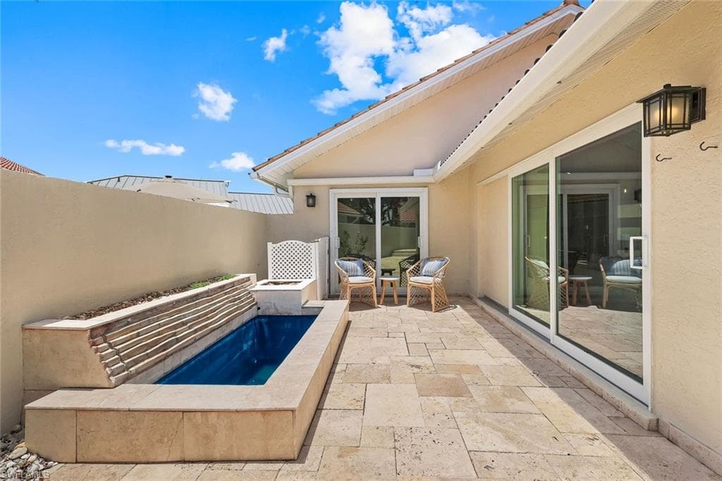 Pool & spa
