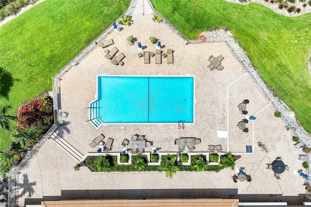 Master clubhouse with pickleball, tennis courts, dining, pool & fishing pier.