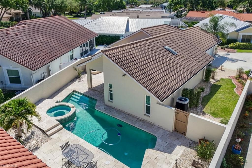 Completely private outdoor area with pool & spa.