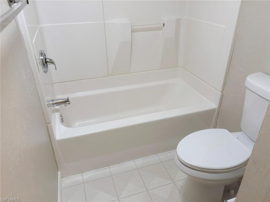 3704 Broadway 214 photo 22 of 31