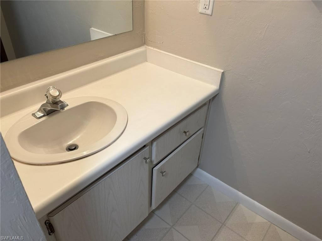 3704 Broadway 214 photo 18 of 31