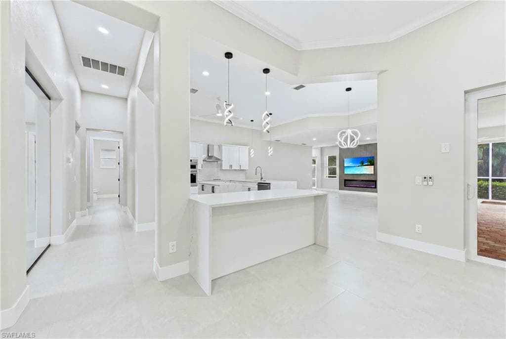 1817 Lagoon LN photo 12 of 50