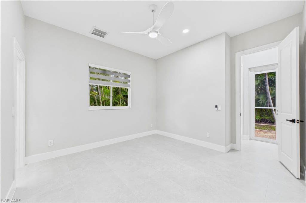 Guest bedroom