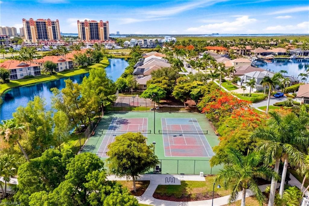 Community tennis/pickleball courts