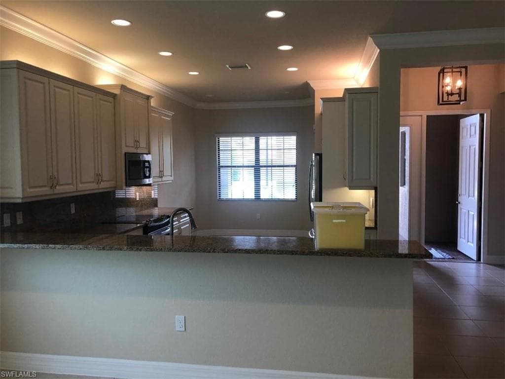 13644 Mandarin CIR photo 8 of 29