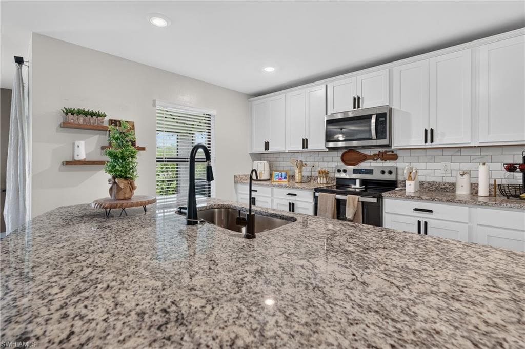 849 Sea Urchin CIR photo 6 of 31