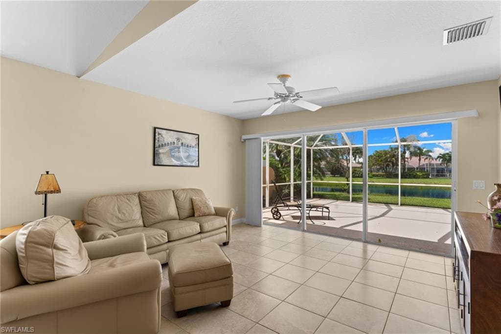 7620 Rozzini LN photo 6 of 33