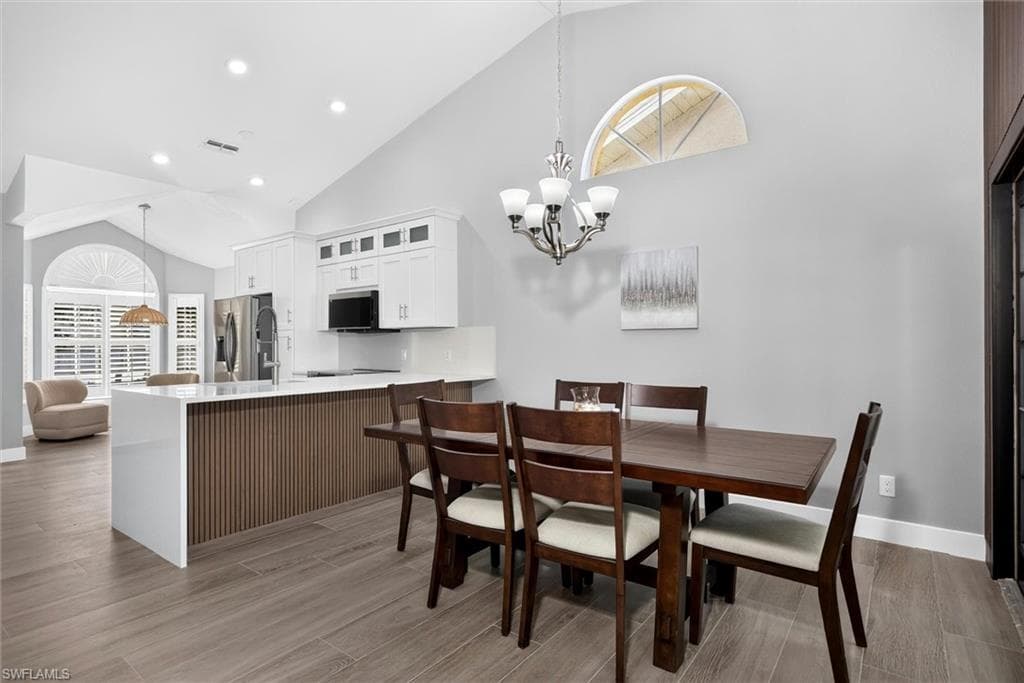 12554 Kelly Sands WAY photo 2 of 43